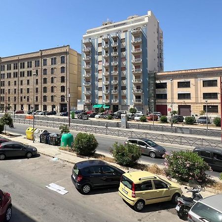A Casuzza Apartment Palermo Bagian luar foto
