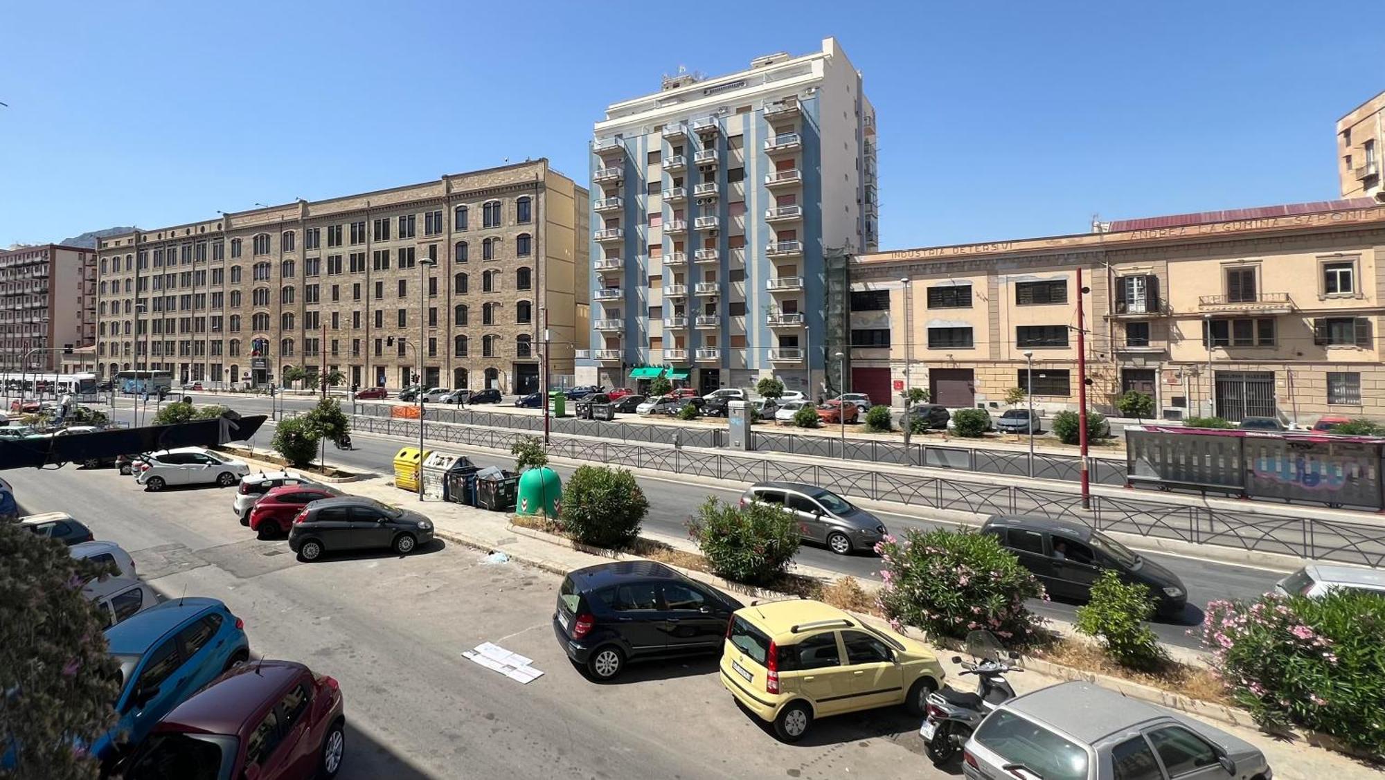 A Casuzza Apartment Palermo Bagian luar foto